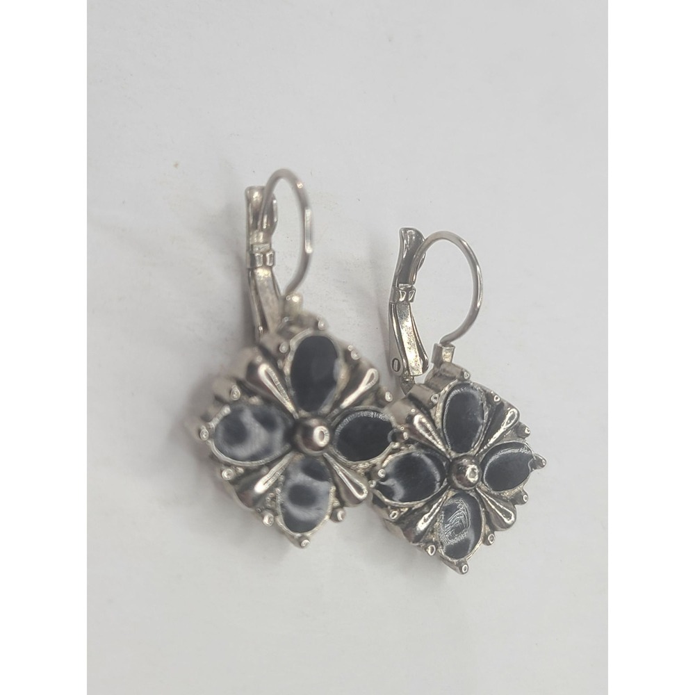 Vintage Flower Earrings Black & Silver Tone 1" Leverback Retro Style